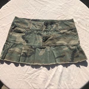 💚Y2K CAMO MINI SKIRT 🖤
